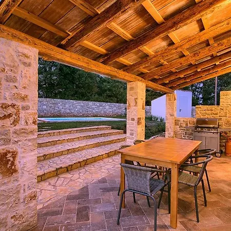 Cozy Istrian Stone Sasso With Private Pool Petehi