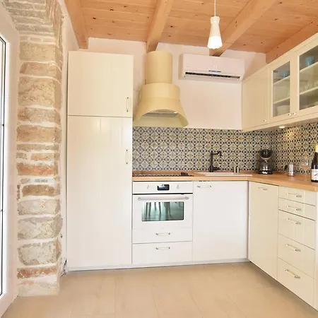 Villa Cozy Istrian Stone Sasso With Private Pool