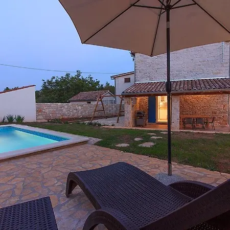 Cozy Istrian Stone Sasso With Private Pool