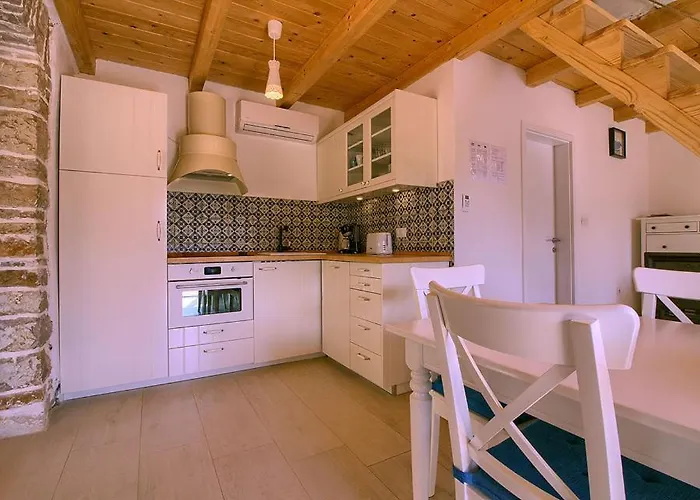 Cozy Istrian Stone Sasso With Private Pool